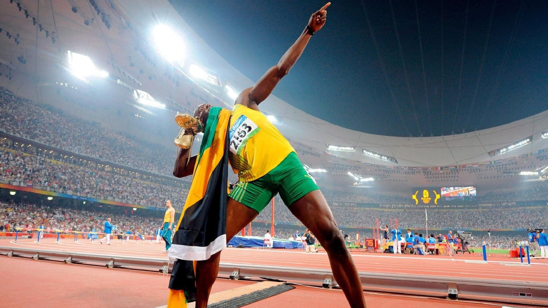 CBA季后赛激战正酣 辽宁本钢力克广东宏远迎开门红